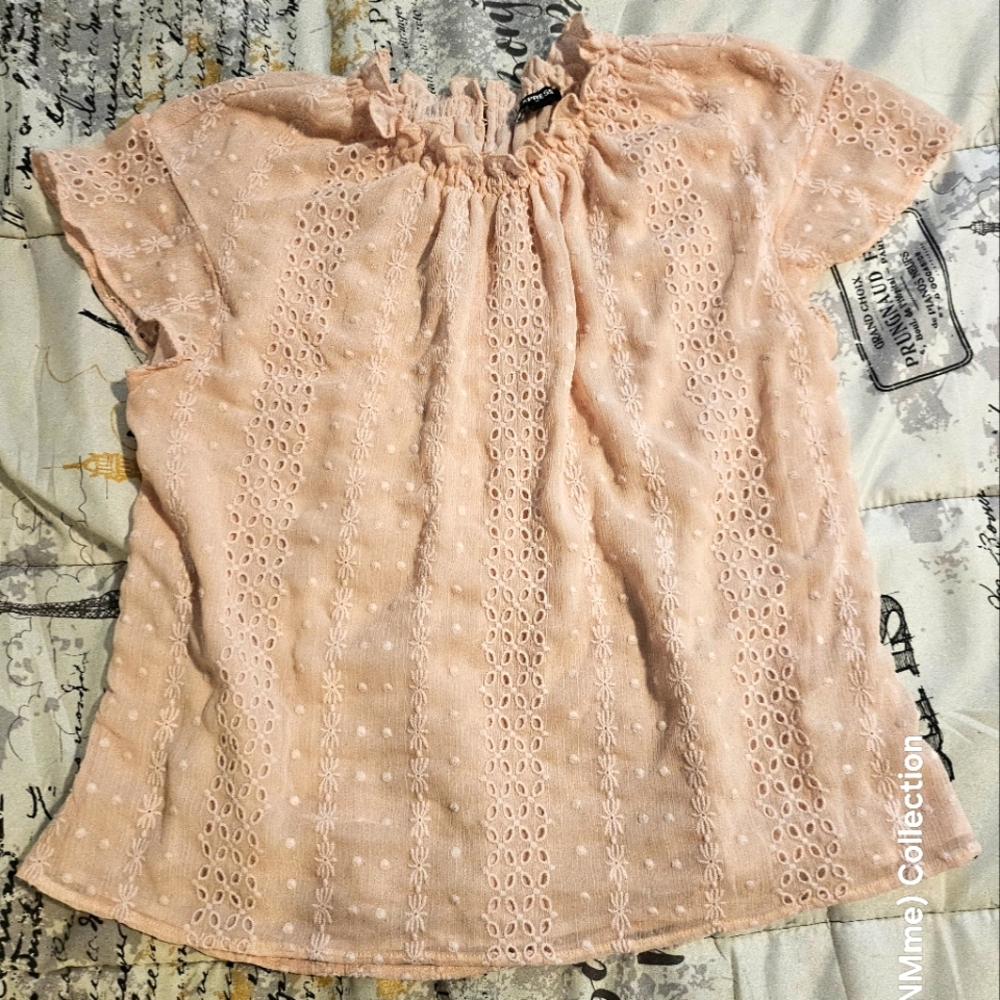 Women's Pink Lace Top